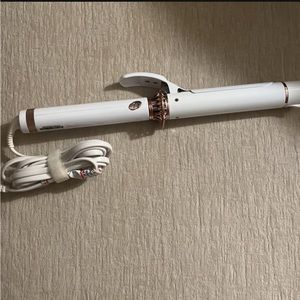 T3 Curling Iron